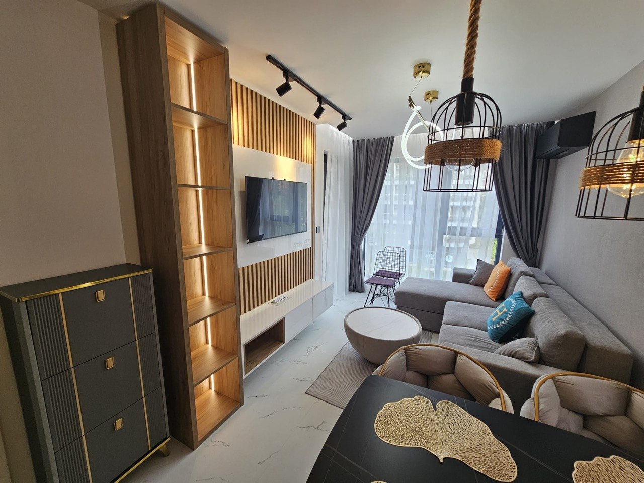 Трехкомнатная квартира в Sweet Home 9 — фото недвижимости 3